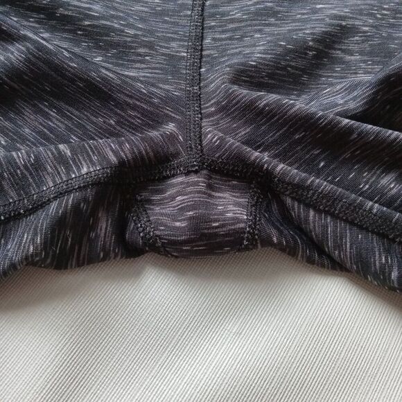 90 Degree by Reflex Marled Charcoal Gray Speckled Capri Leggings Women's Small - Picture 4 of 12